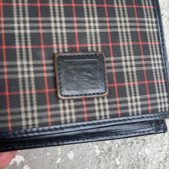 Vintage Burberry bifold wallet - Picture 2 of 12
